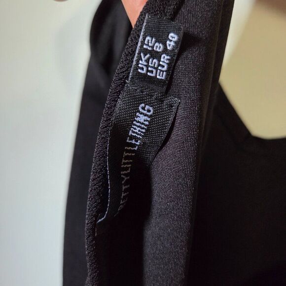 EUC PRETTY LITTLE THING BLACK DOUBLE V NECK TANK SHORT DRESS SIZE 8 / WOMENS SM - Picture 9 of 13